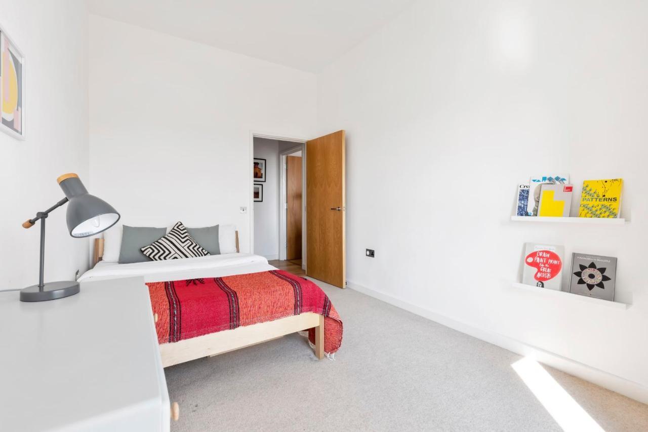 Stunning 2-bed Flat W/balcony In Dalston Appartement
