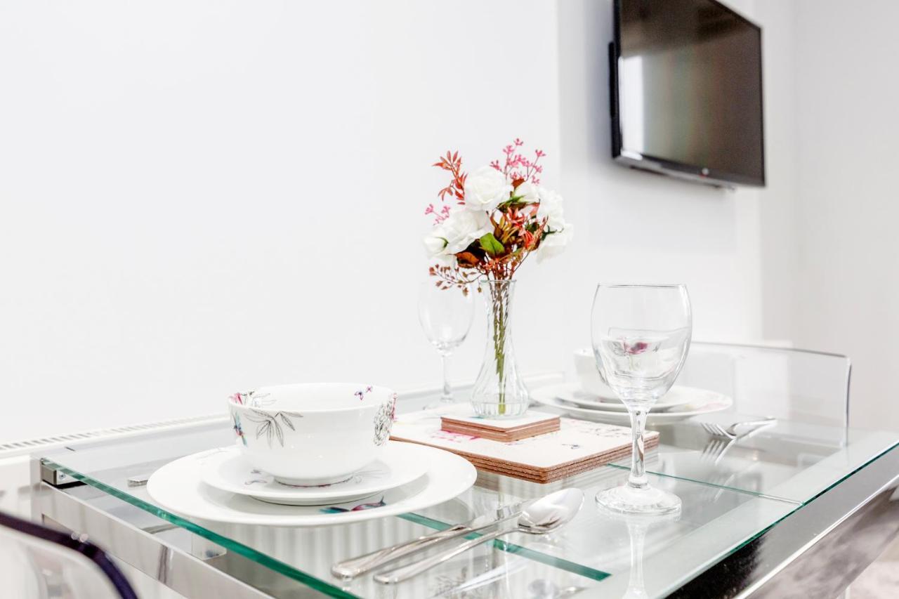 Bright & Modern 2-bed Notting Hill Appartement