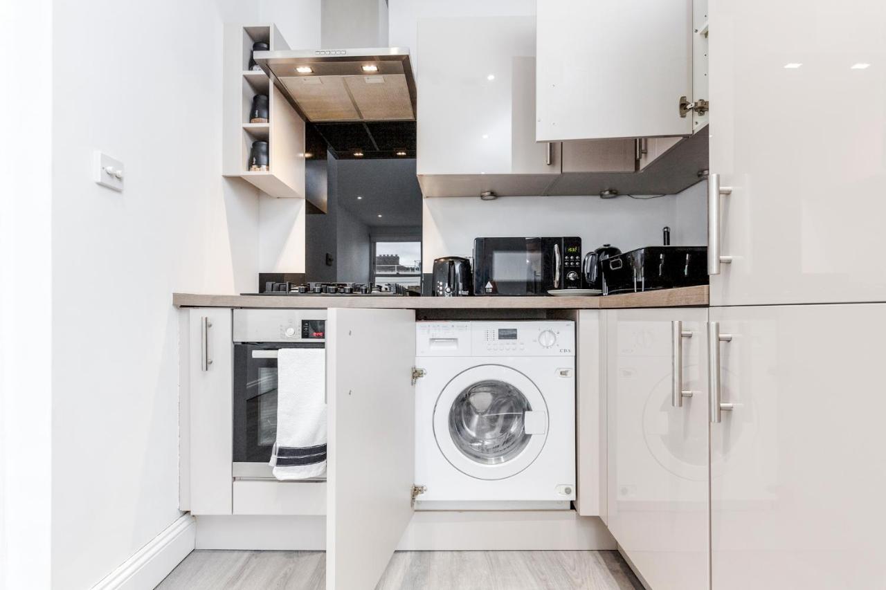 Appartement Bright & Modern 2-bed Notting Hill Londen
