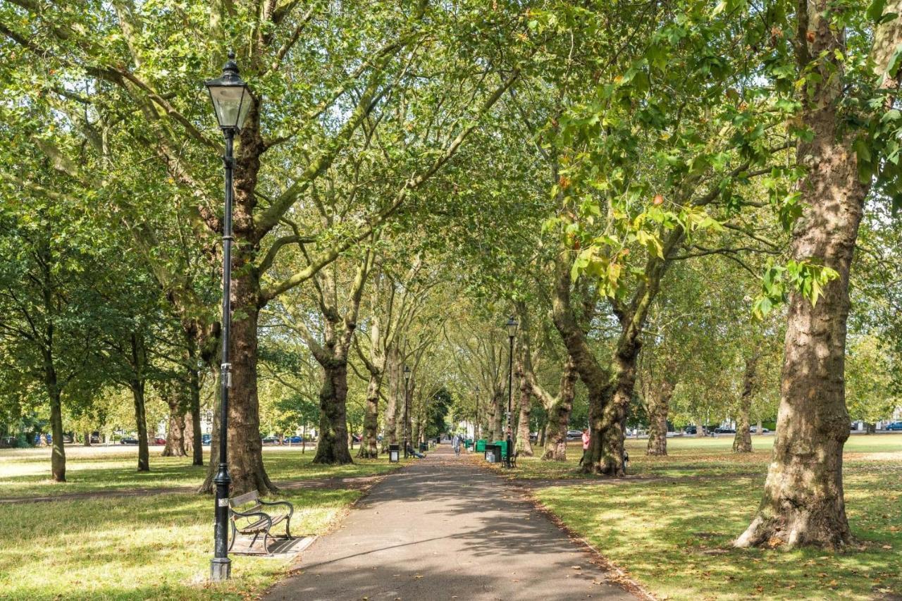 New Amazing 1 Bedroom Flat In Trendy Highbury Londen