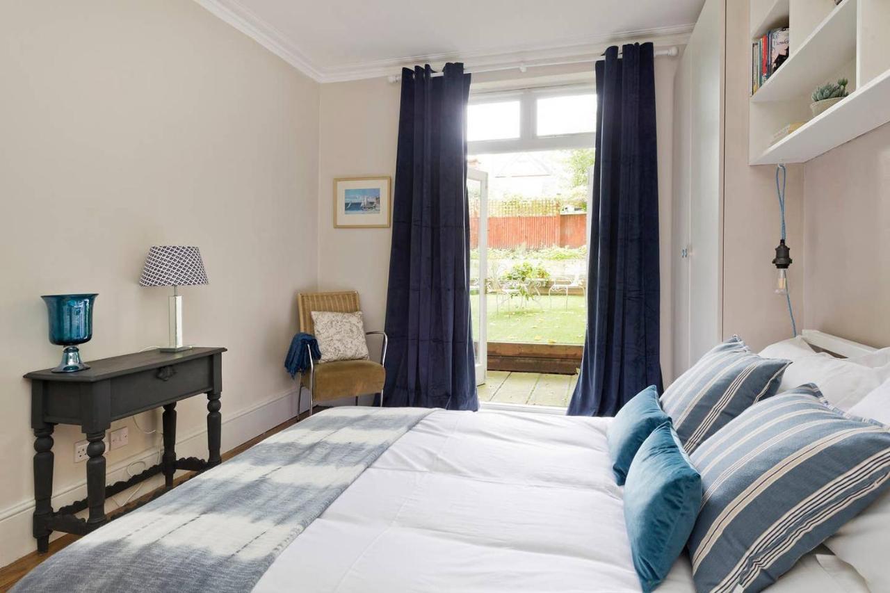 Apartment Gorgeous 3-bed Garden Flat Beside Battersea Park *