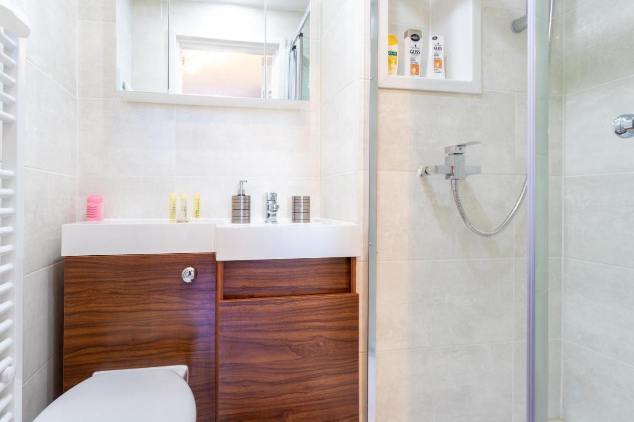 Modern 1 Bed Flat In West Kilburn By Queen's Park For 2 People * Londen