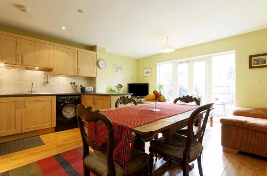 Lynbrook London