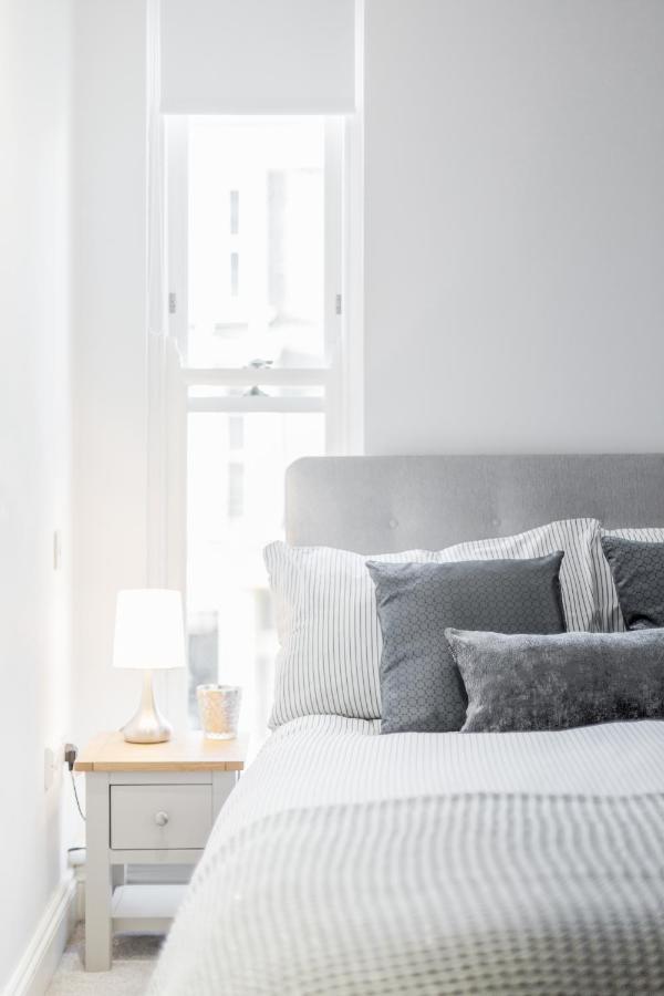Bright & Modern 2-bed Notting Hill Appartement *