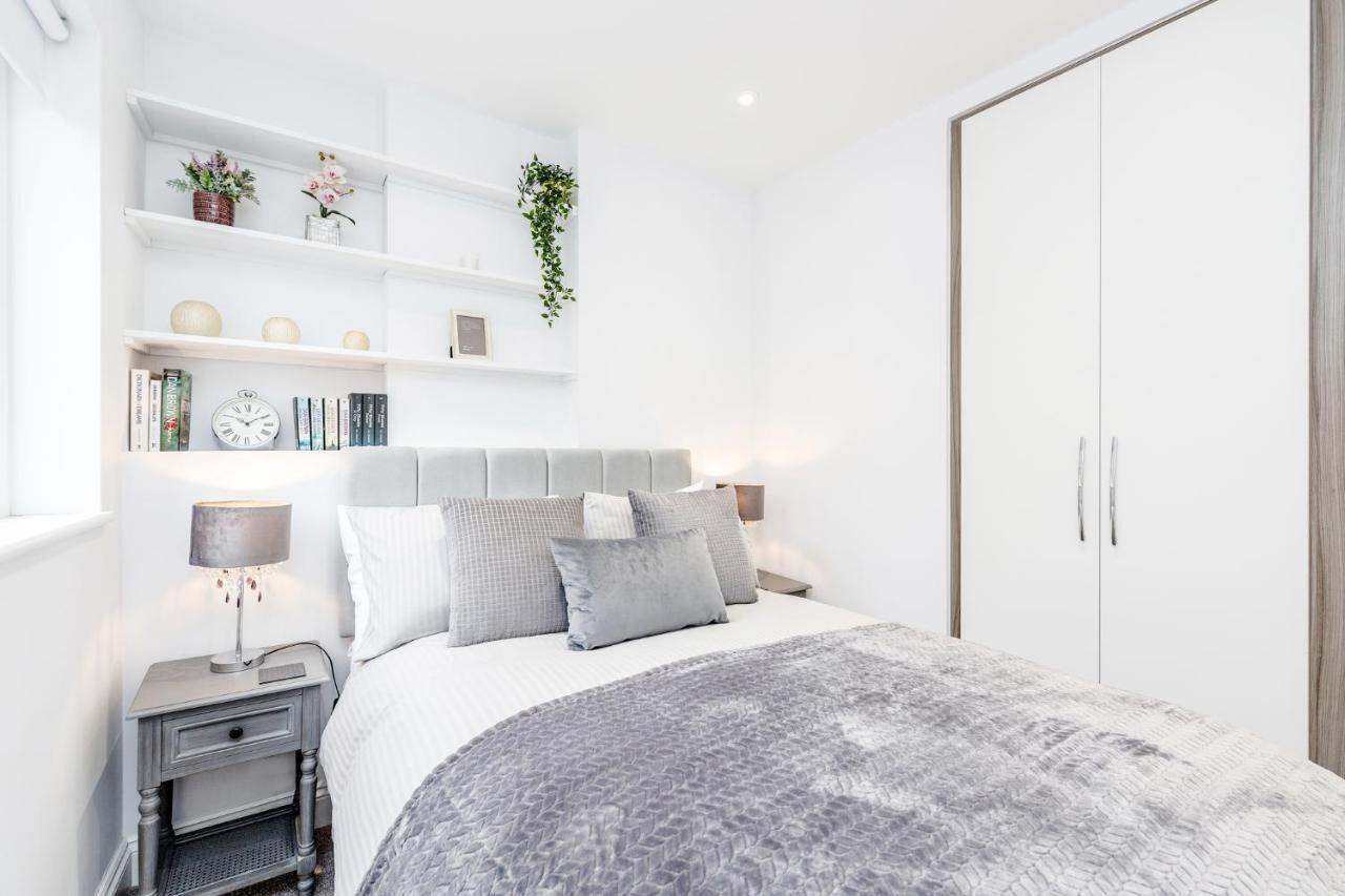 Bright & Modern 2-bed Notting Hill Appartement Londen