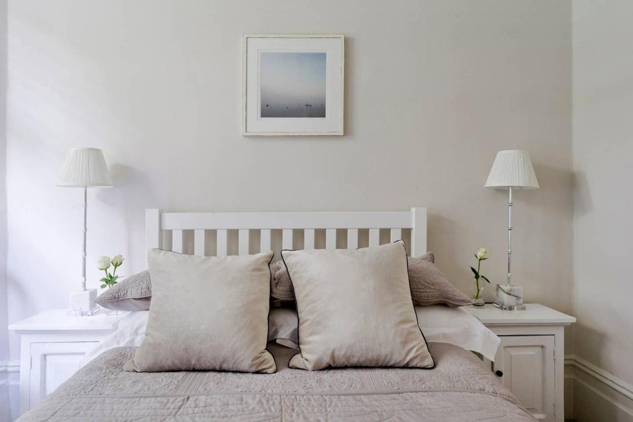 Gorgeous 3-bed Garden Flat Beside Battersea Park Apartment London
