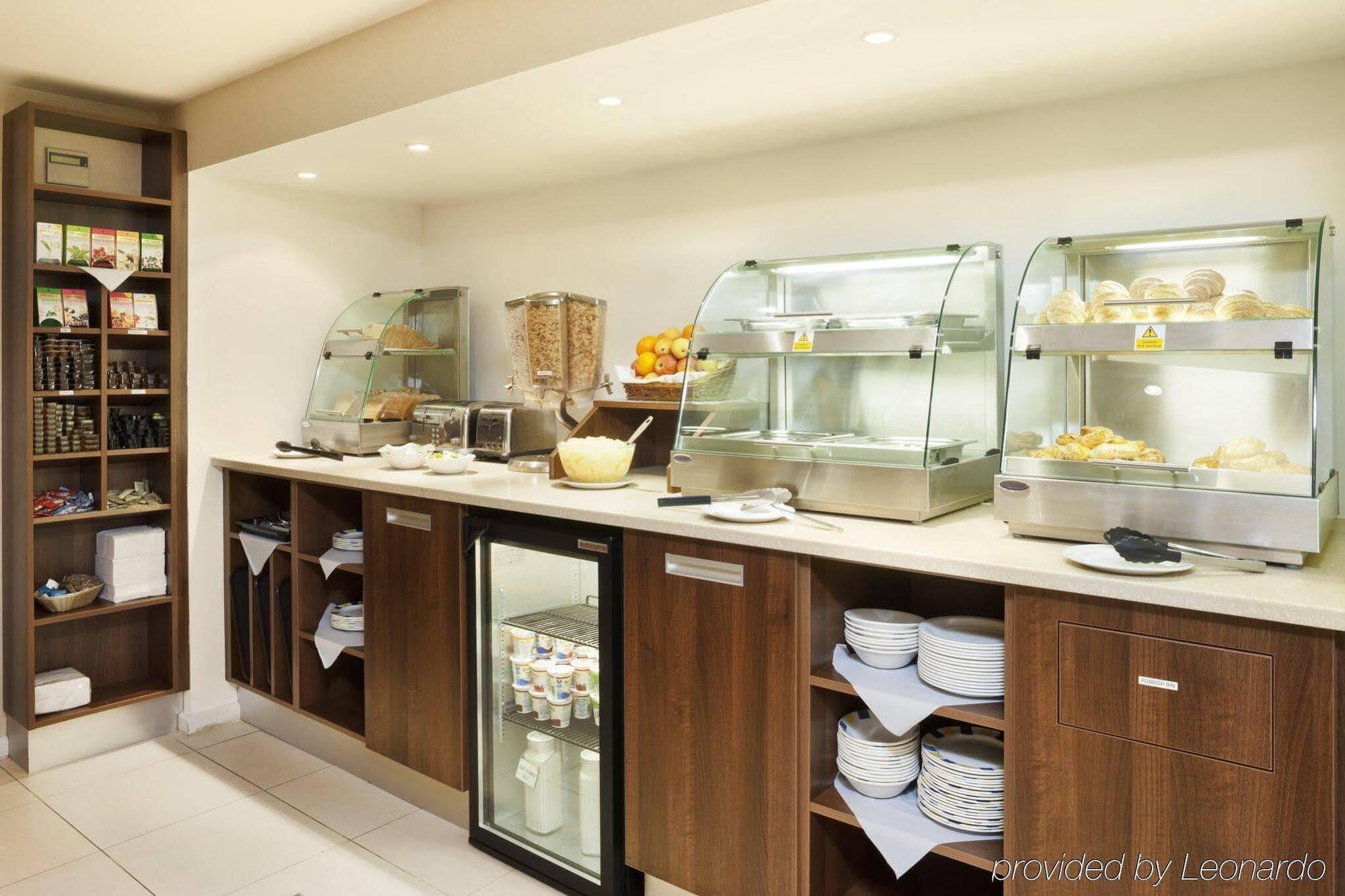 Express Victoria By Ihg 3* Londres