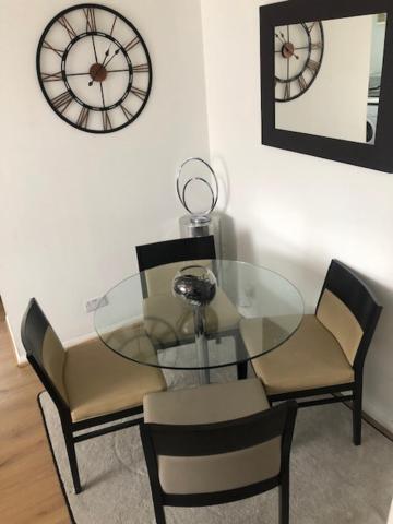 Bridge Meadows Apartment London