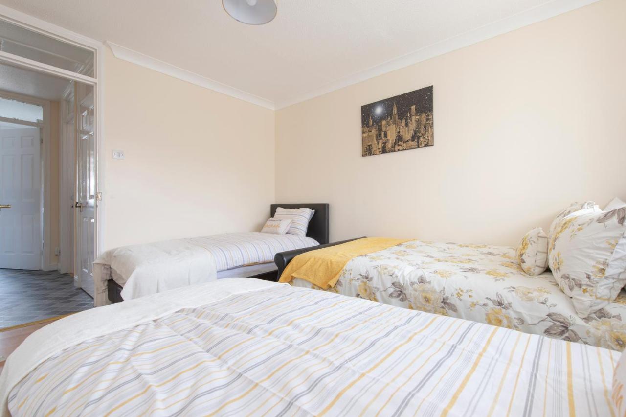 Holiday home Abkat Three Bedroom