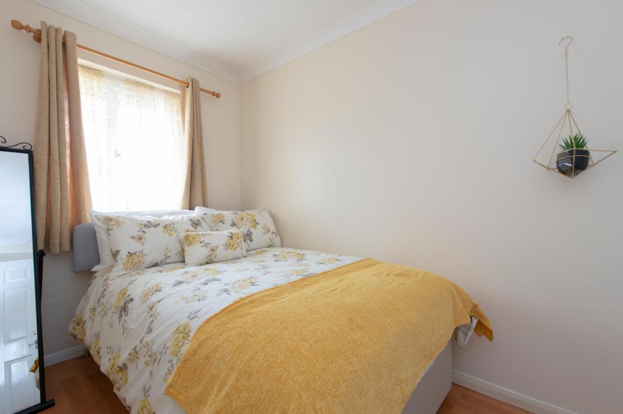 Abkat Three Bedroom * London