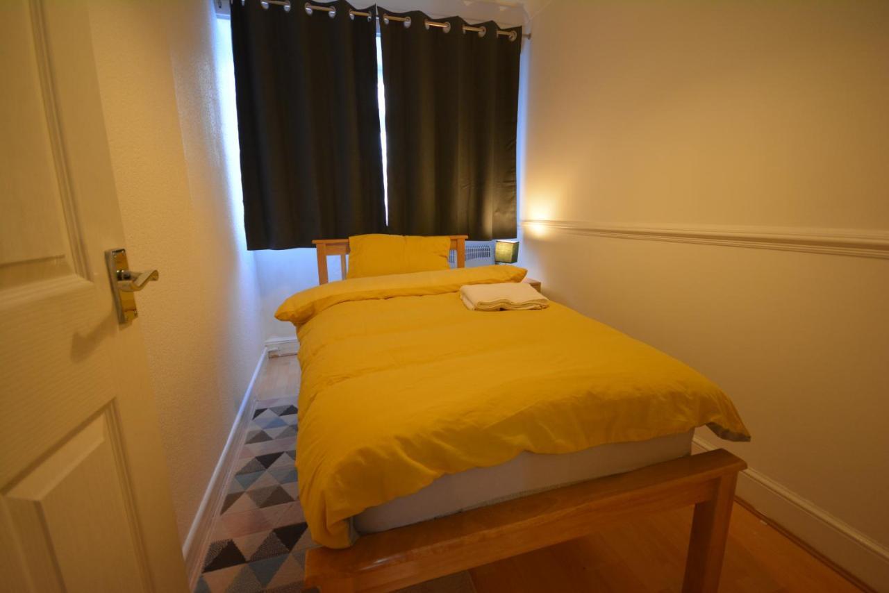 Five Bedroom Townhouse Near Excel Exhibition Centre * Londres
