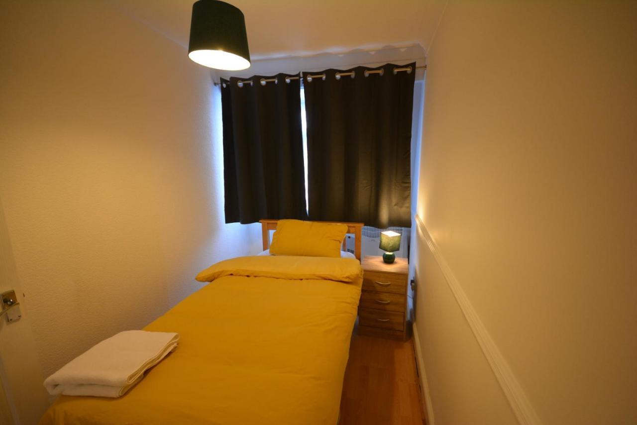Five Bedroom Townhouse Near Excel Exhibition Centre Apartamento