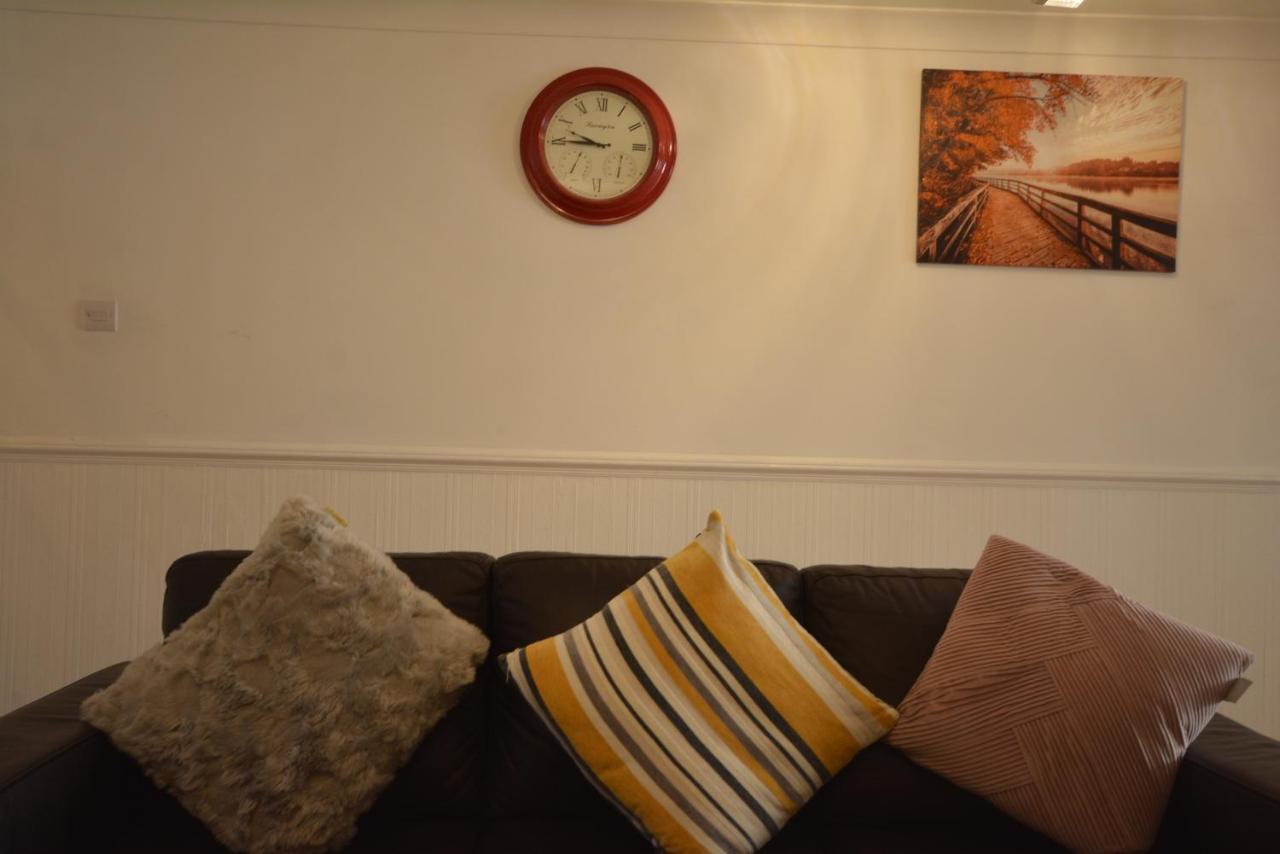 Five Bedroom Townhouse Near Excel Exhibition Centre Londres