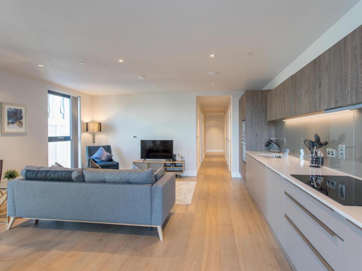 Apartment Battersea 2bed With A Balcony London