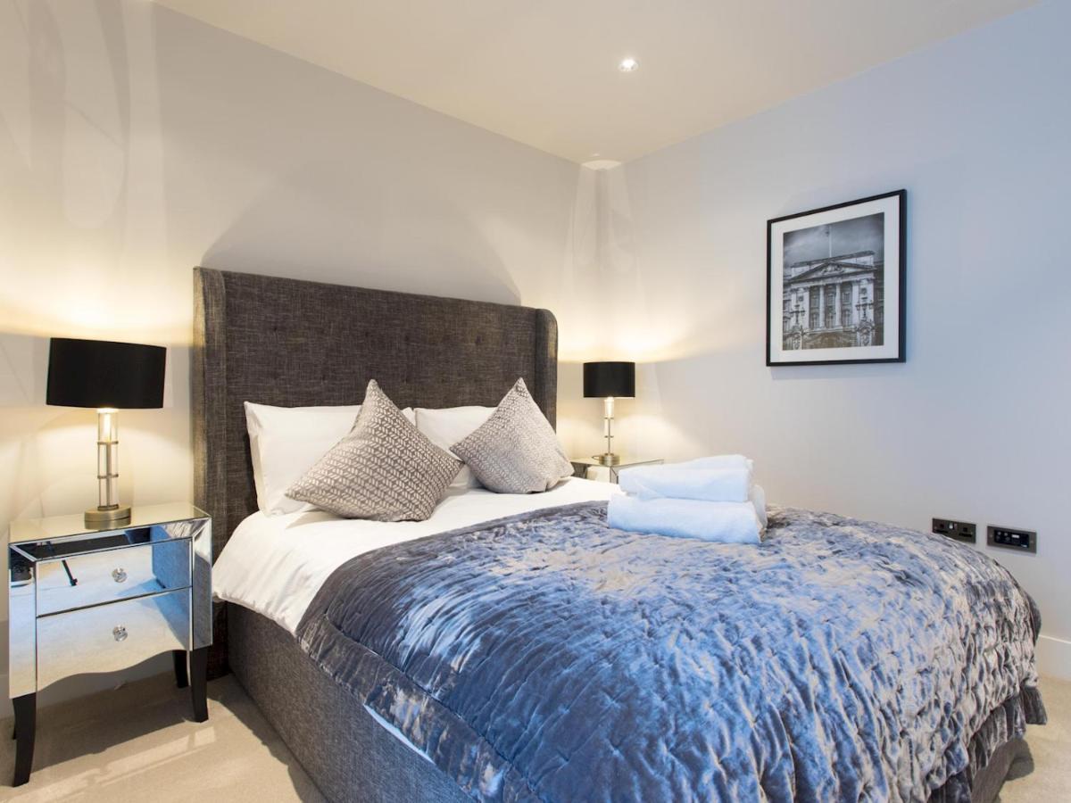 Apartment Battersea 2bed With A Balcony *