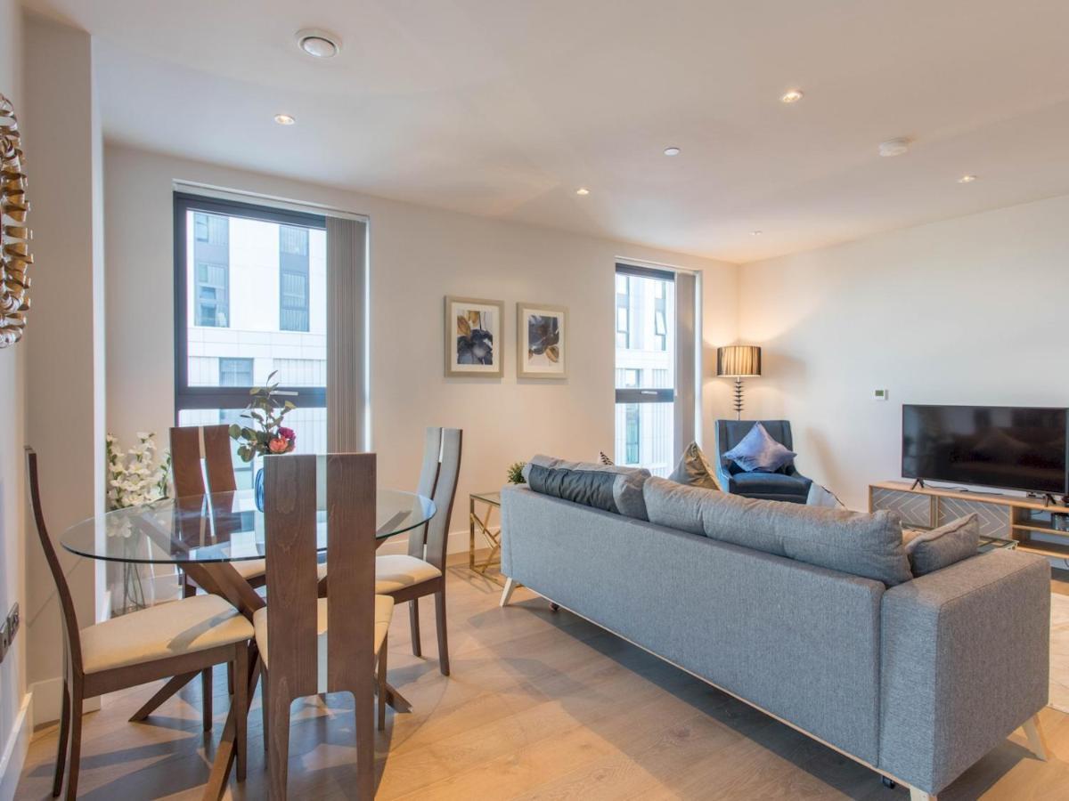 Battersea 2bed With A Balcony Apartment London