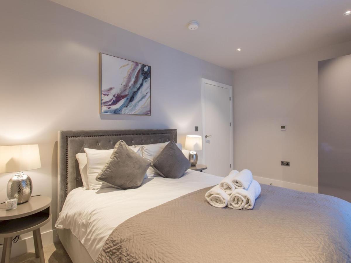 Battersea 2bed With A Balcony Apartment