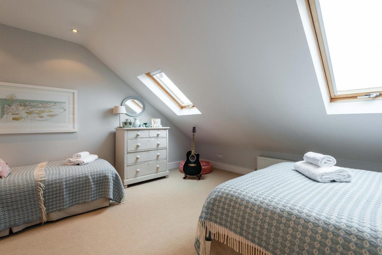 Bright Family Close To Wandsworth Common Apartment