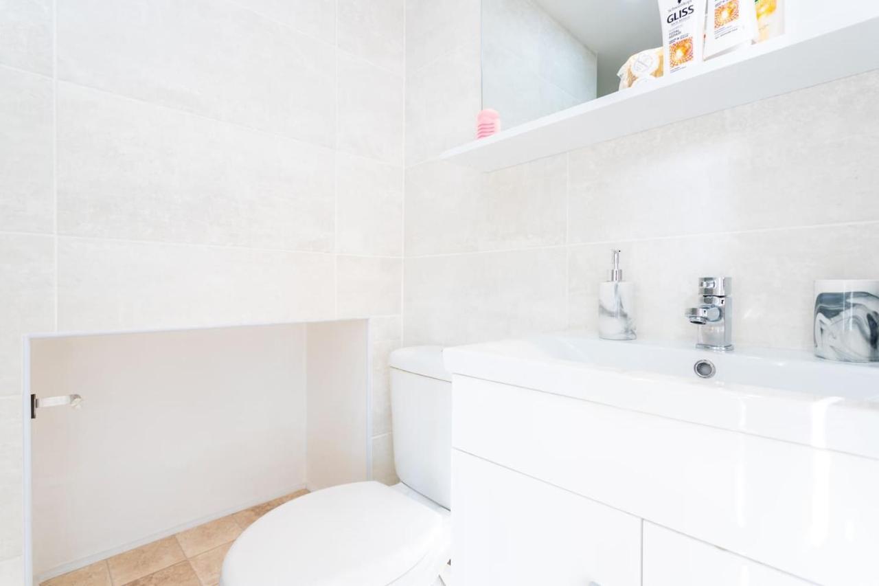 Lovely Flat In West Kilburn By Queen's Park Apartment London