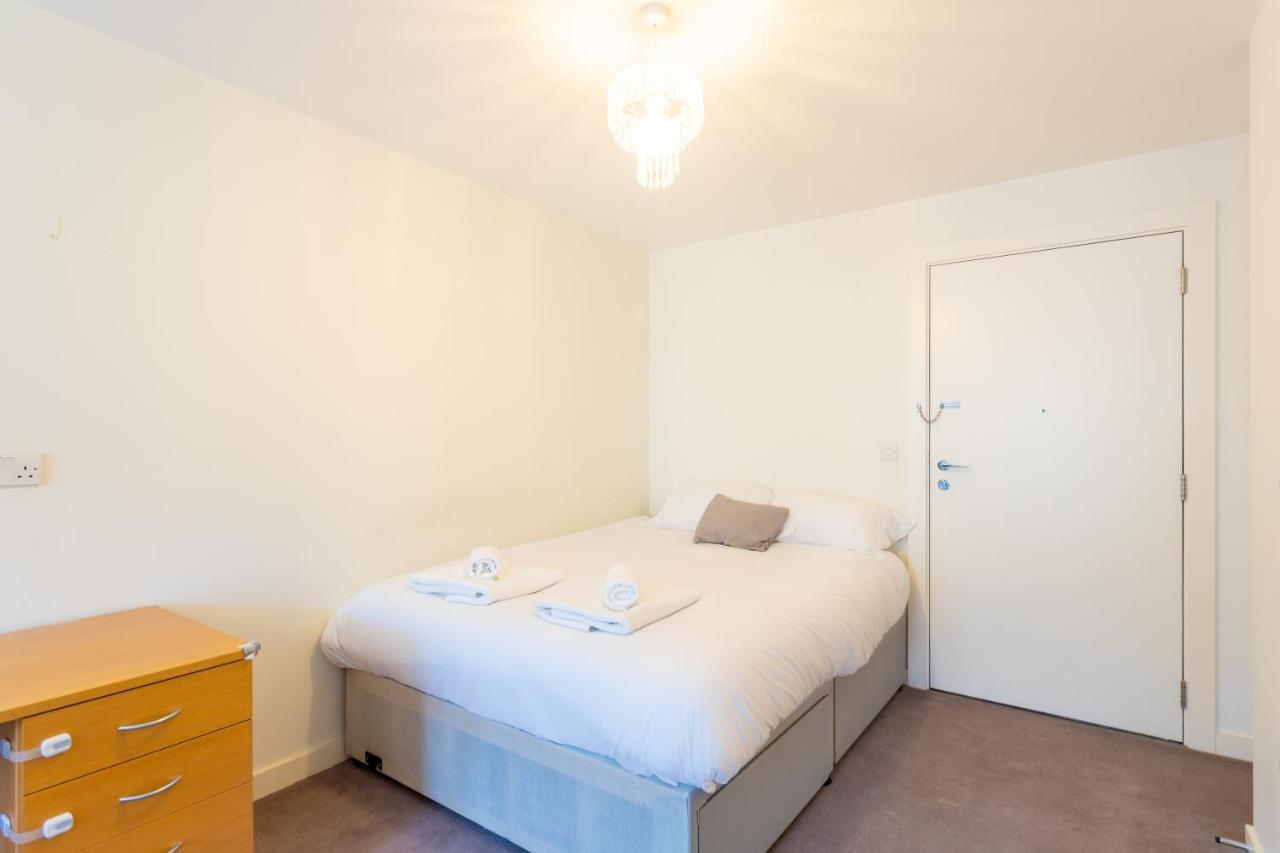Amazing Modern 2 Bedroom Flat In Greenwich For 4 People Appartement Londen