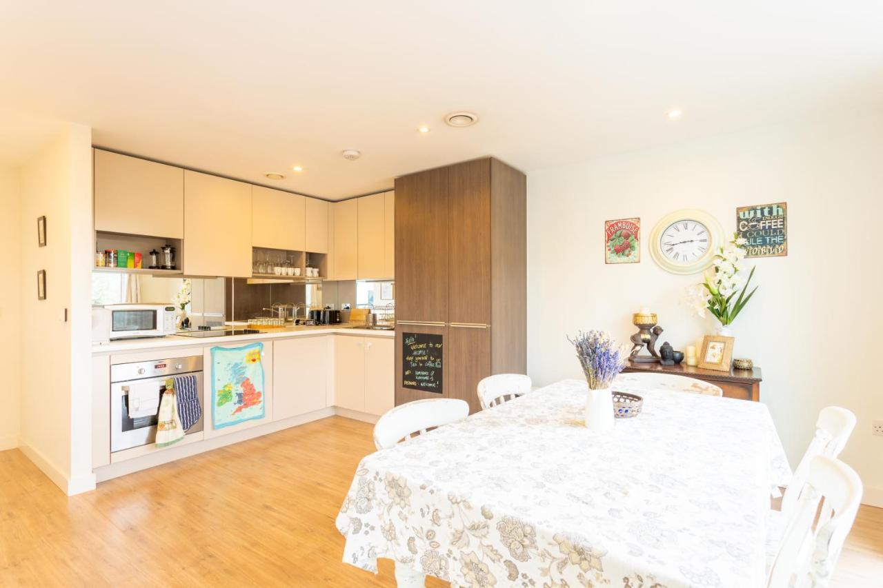 Appartement Amazing Modern 2 Bedroom Flat In Greenwich For 4 People *