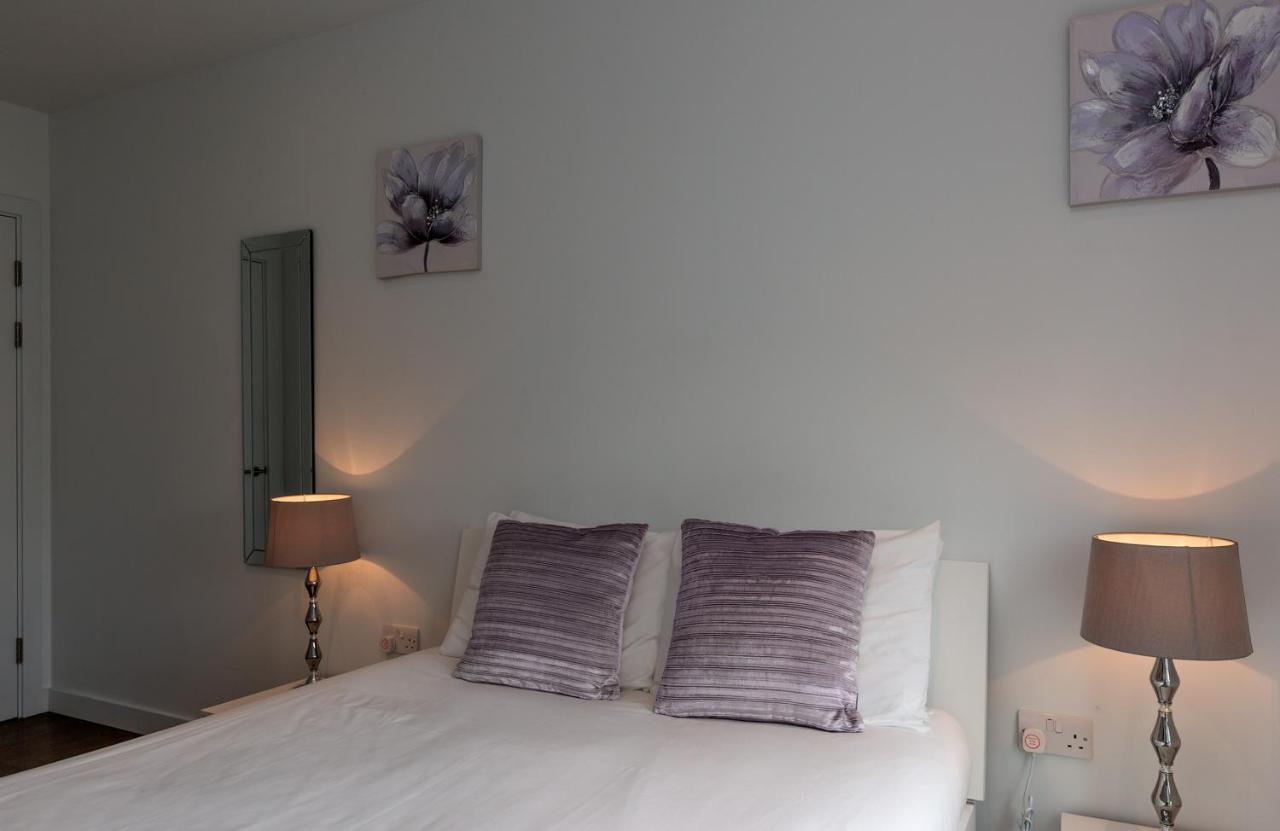 Deluxe Apartment London