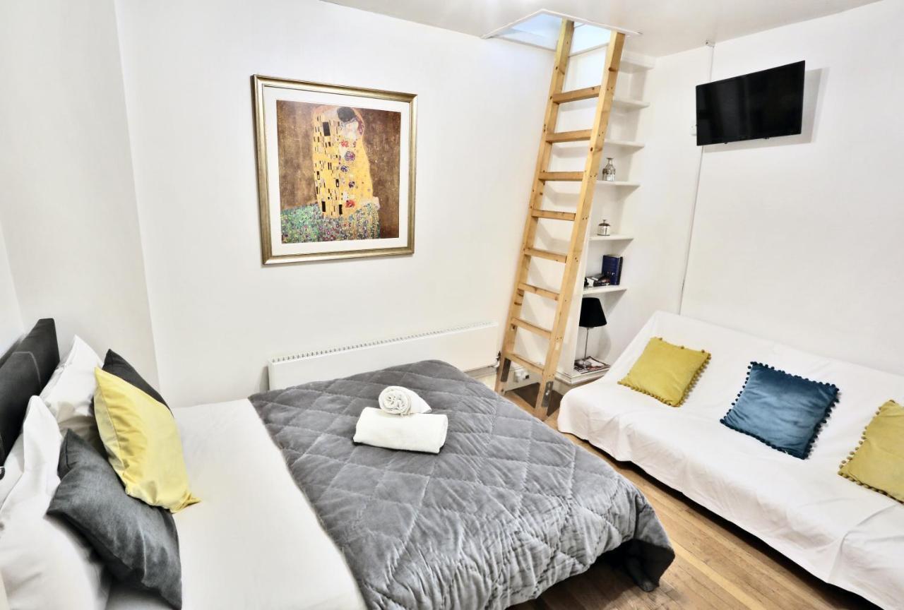 Holiday home Magical & Charming 8 Covent Garden Townhouse *