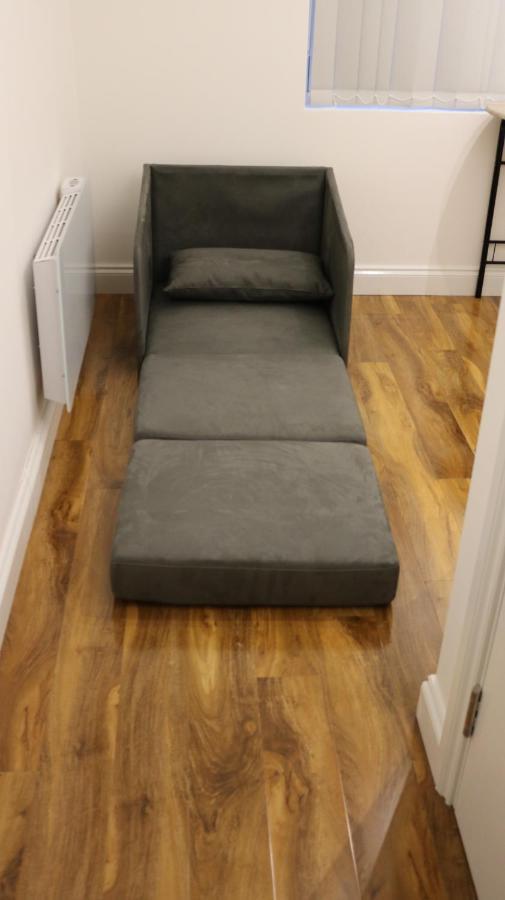 Wentworth Apartment *