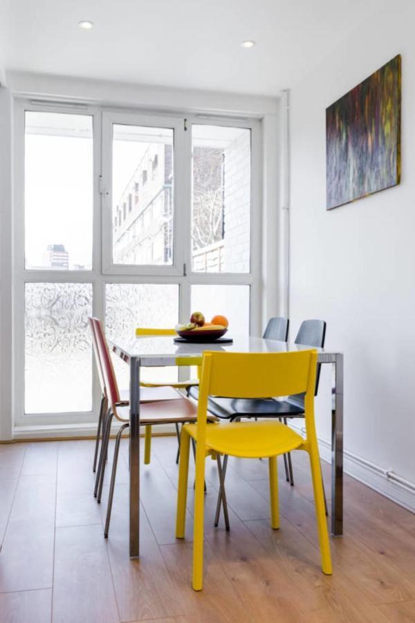 Apartment Cosy 4 Bed Apt In Central Sleeps 8 *