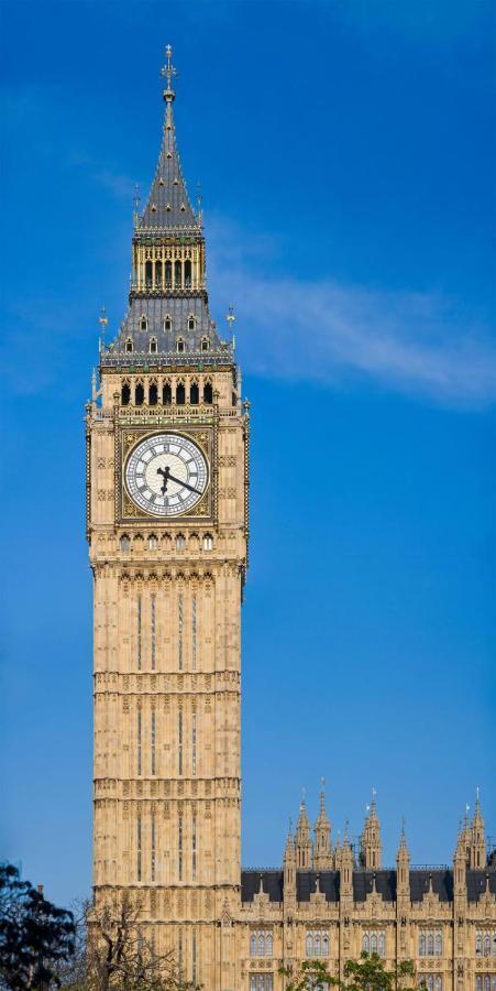 Cosy 4 Bed Apt In Central Sleeps 8 London