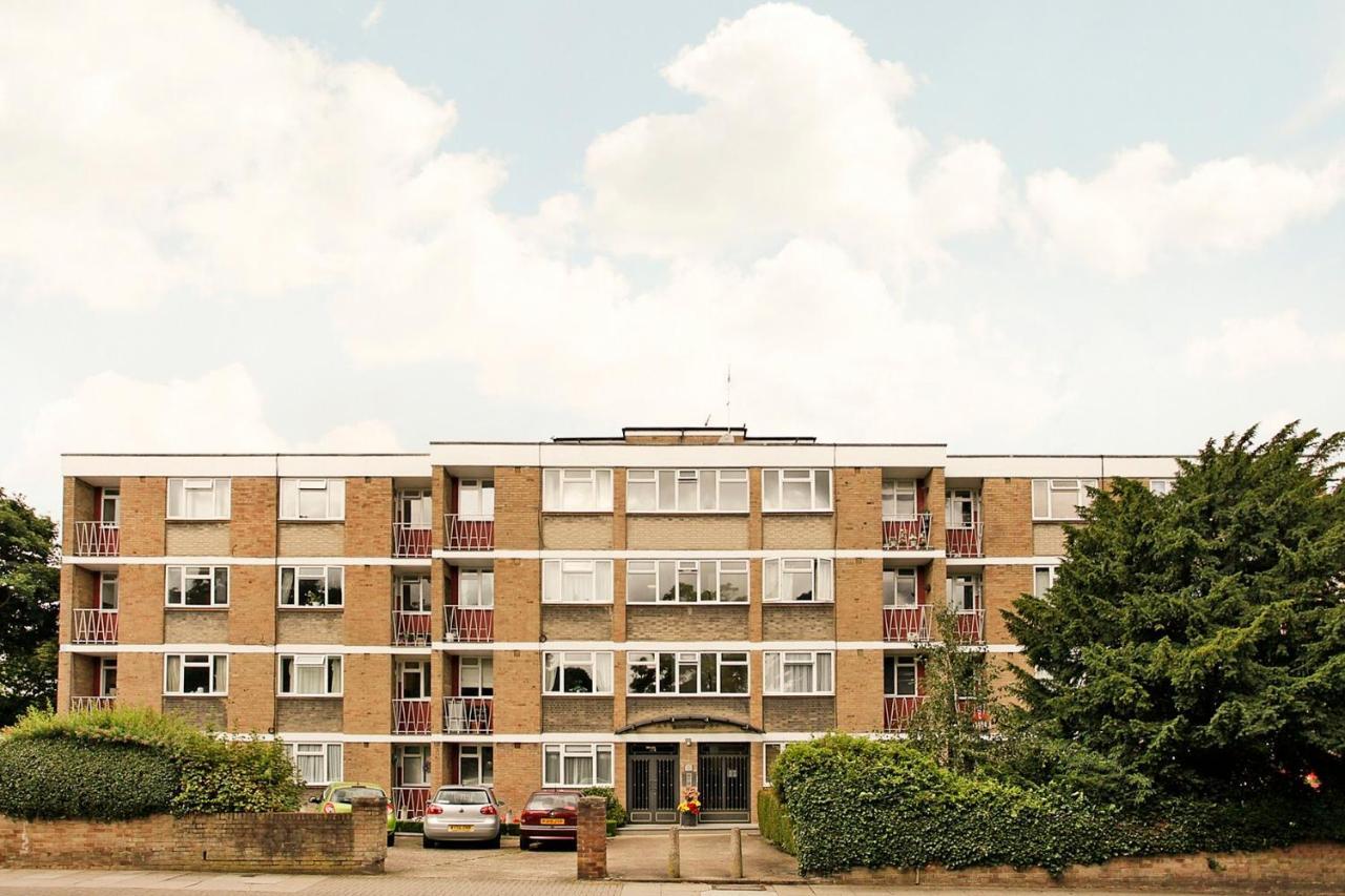 5 Mins Putney Tube Station Appartement