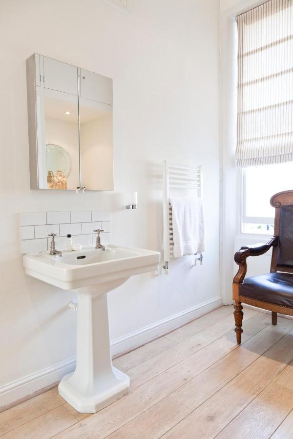 Bassett Road Iv By Onefinestay Appartement Londen