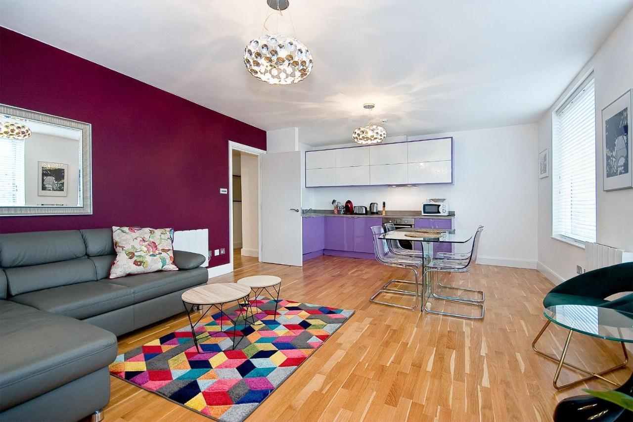 Mulberry Flat 6 - Two Bedroom 3rd Floor By Living Сasa de vacaciones *