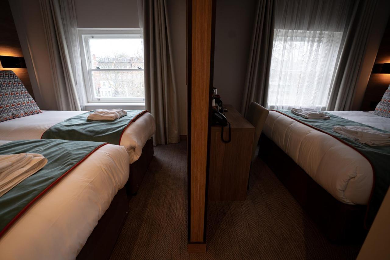 Hotel Merit Kensington