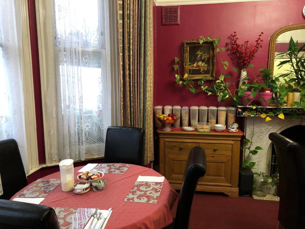 Gasthuis St. James's 3*