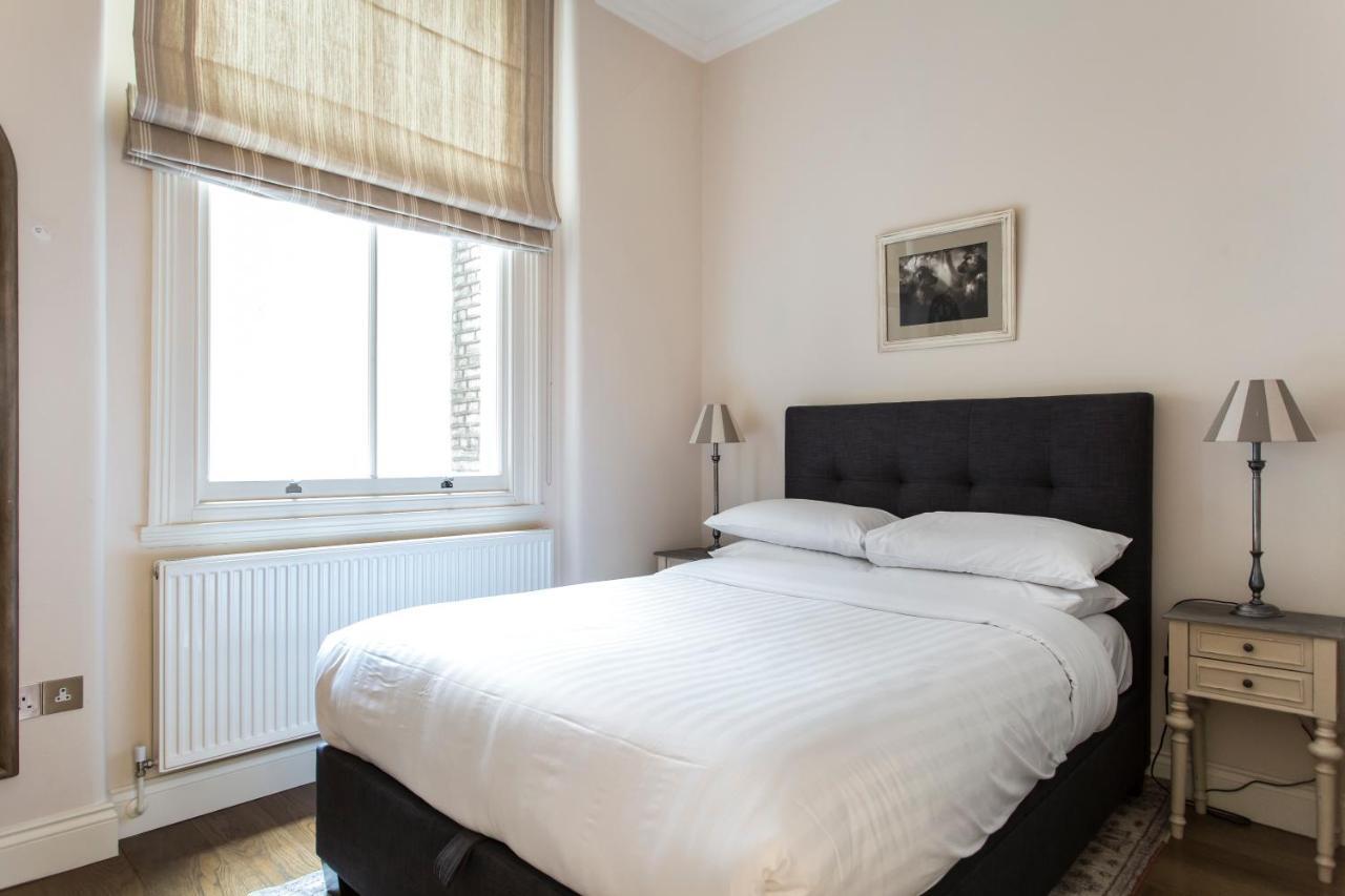Cathcart Road Iv By Onefinestay London