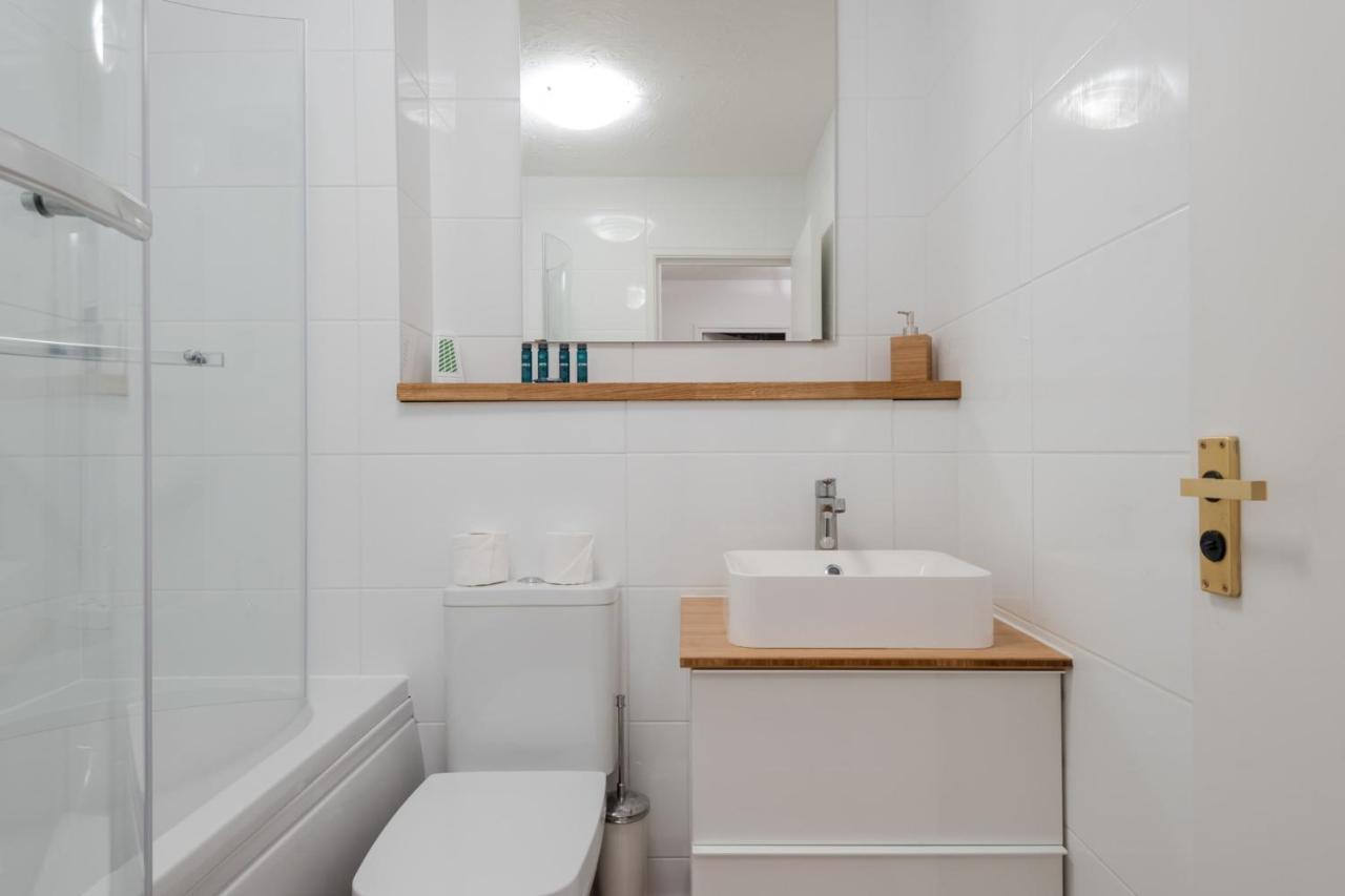 Guestready - Lovely 2br Near Wimbledon * Londen