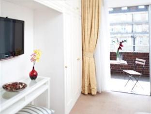 9 Hertford Street * Londres