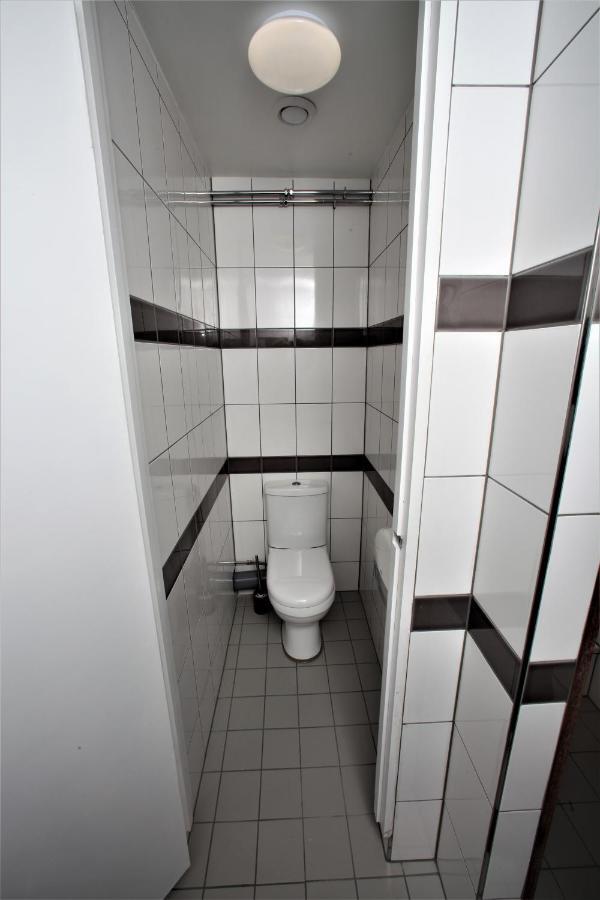 Hostel Urbany 18-40 Years Old *