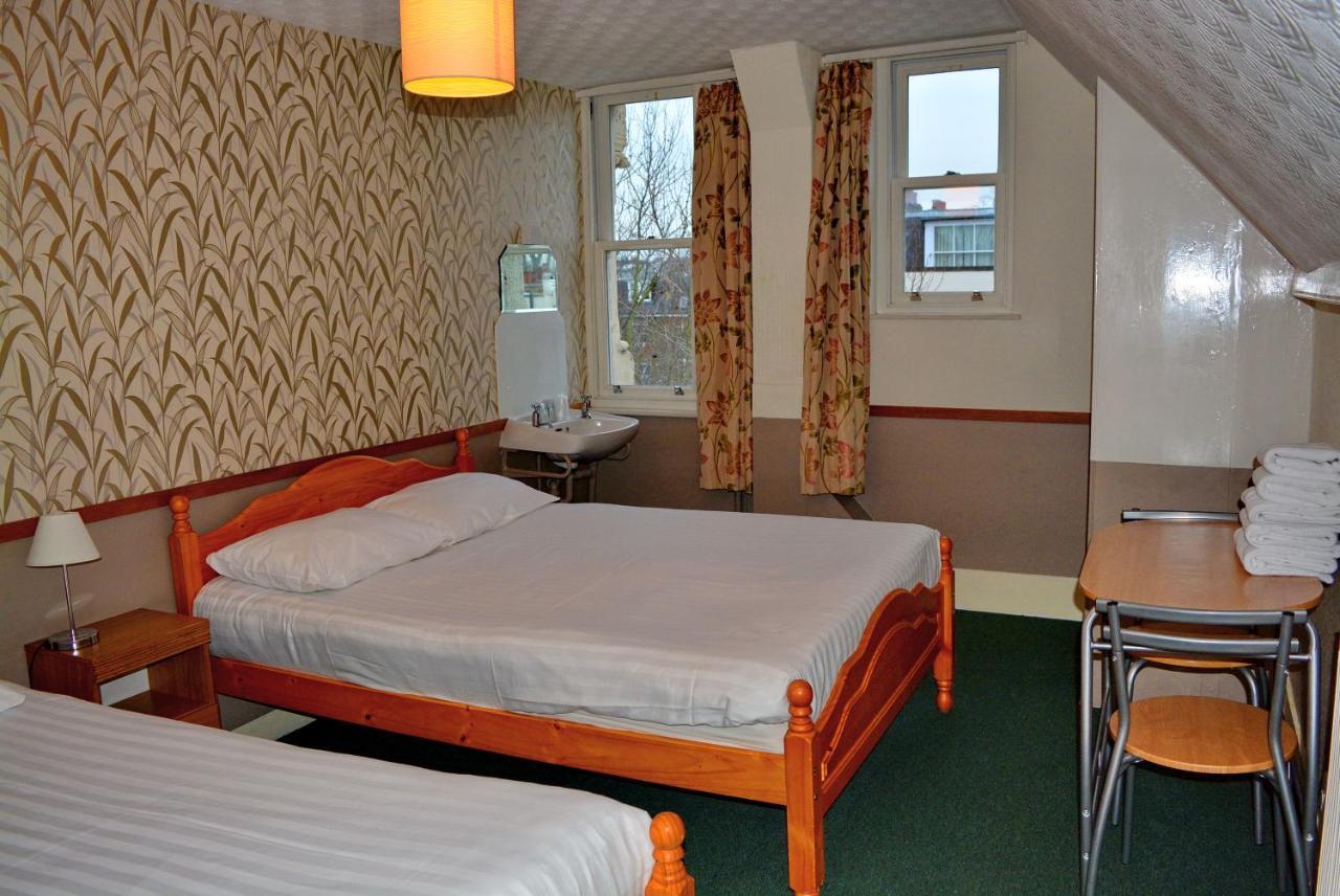 Aparthotel Visitors