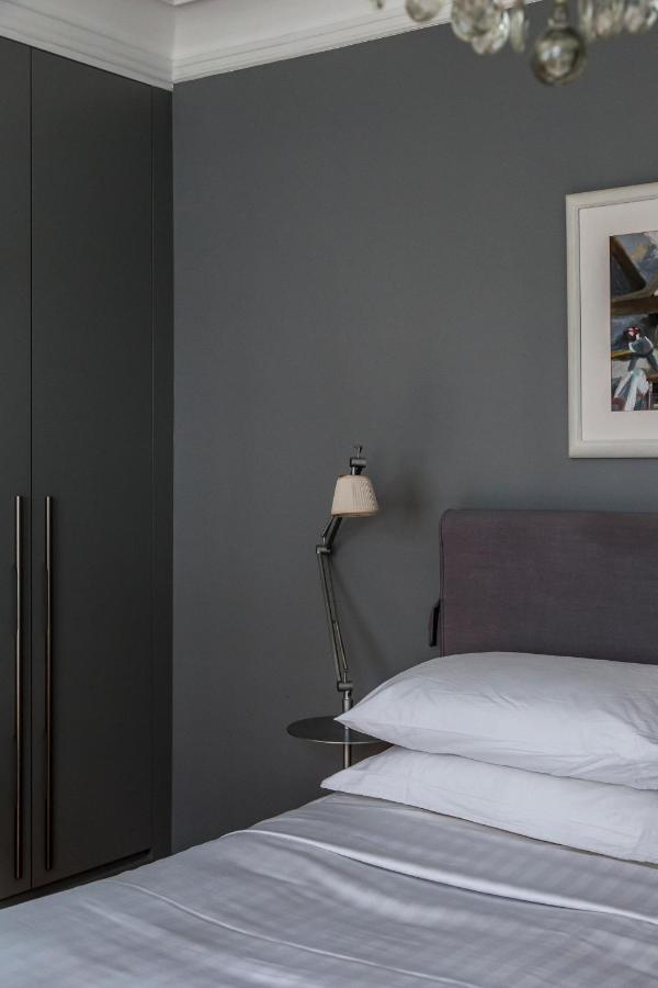 De Walden Street By Onefinestay Apartment *