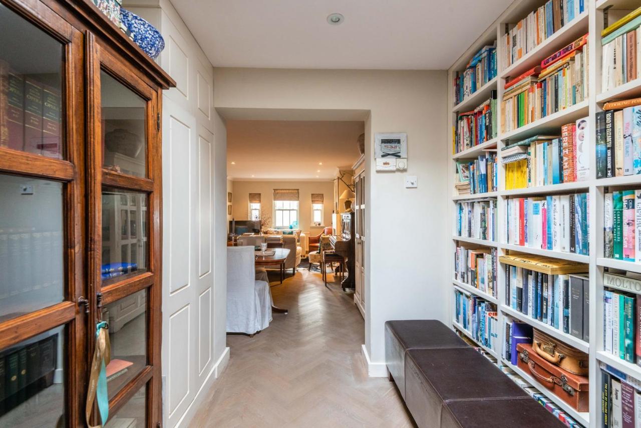 Charming Chiswick Near Ravenscourt Park By Underthedoormat *