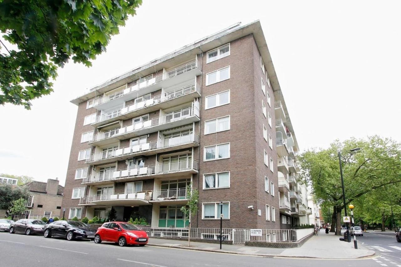 Apartment Overlooking Hyde Park