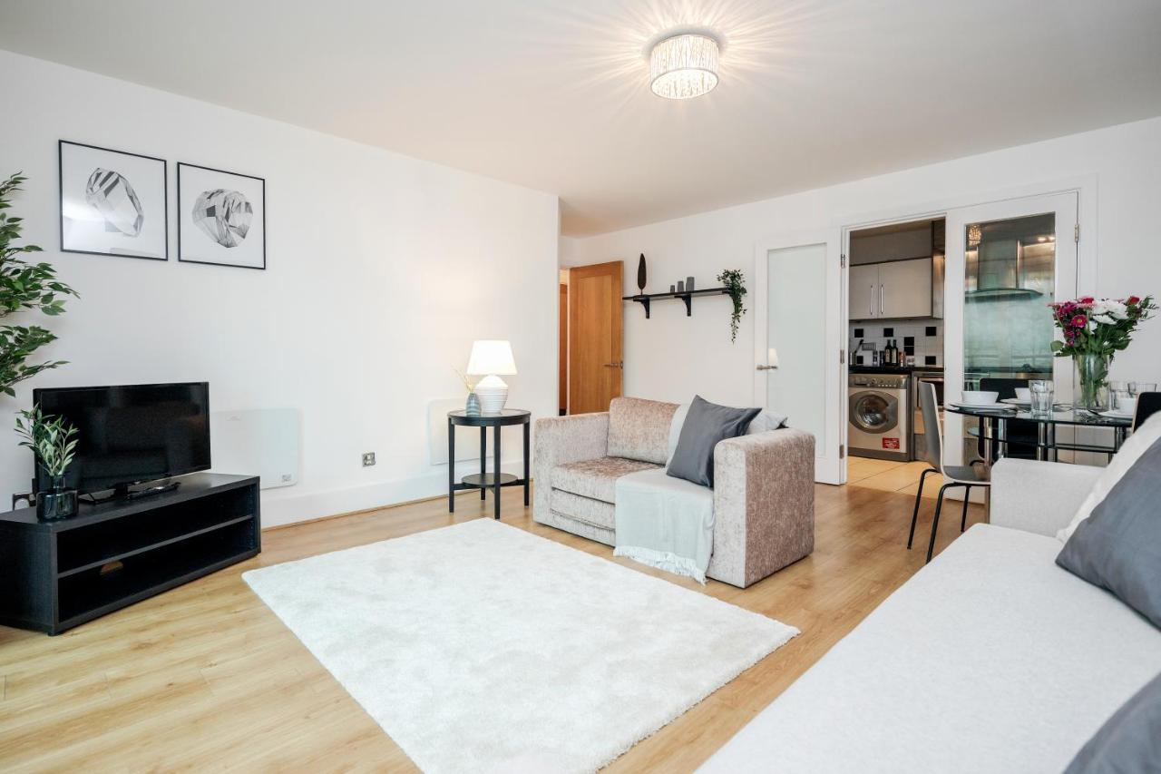 Welcomestay Vauxhall St Georges Wharf 2 Bedroom