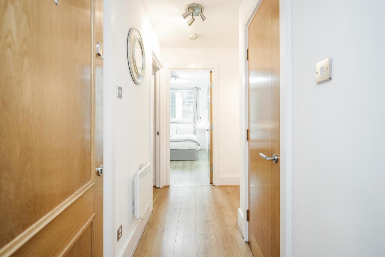 Welcomestay Vauxhall St Georges Wharf 2 Bedroom London