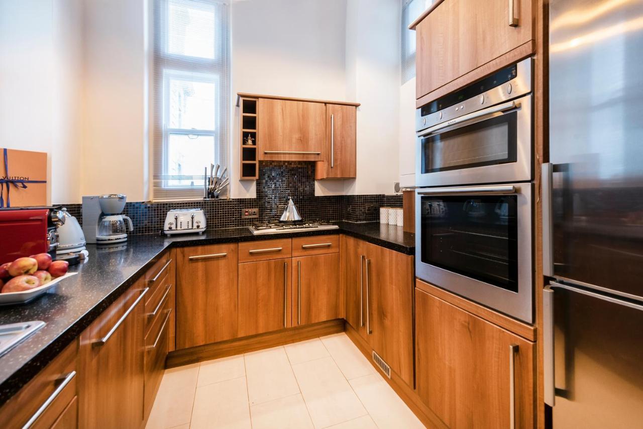 Gorgeous Large Deluxe West-end Park Architect London