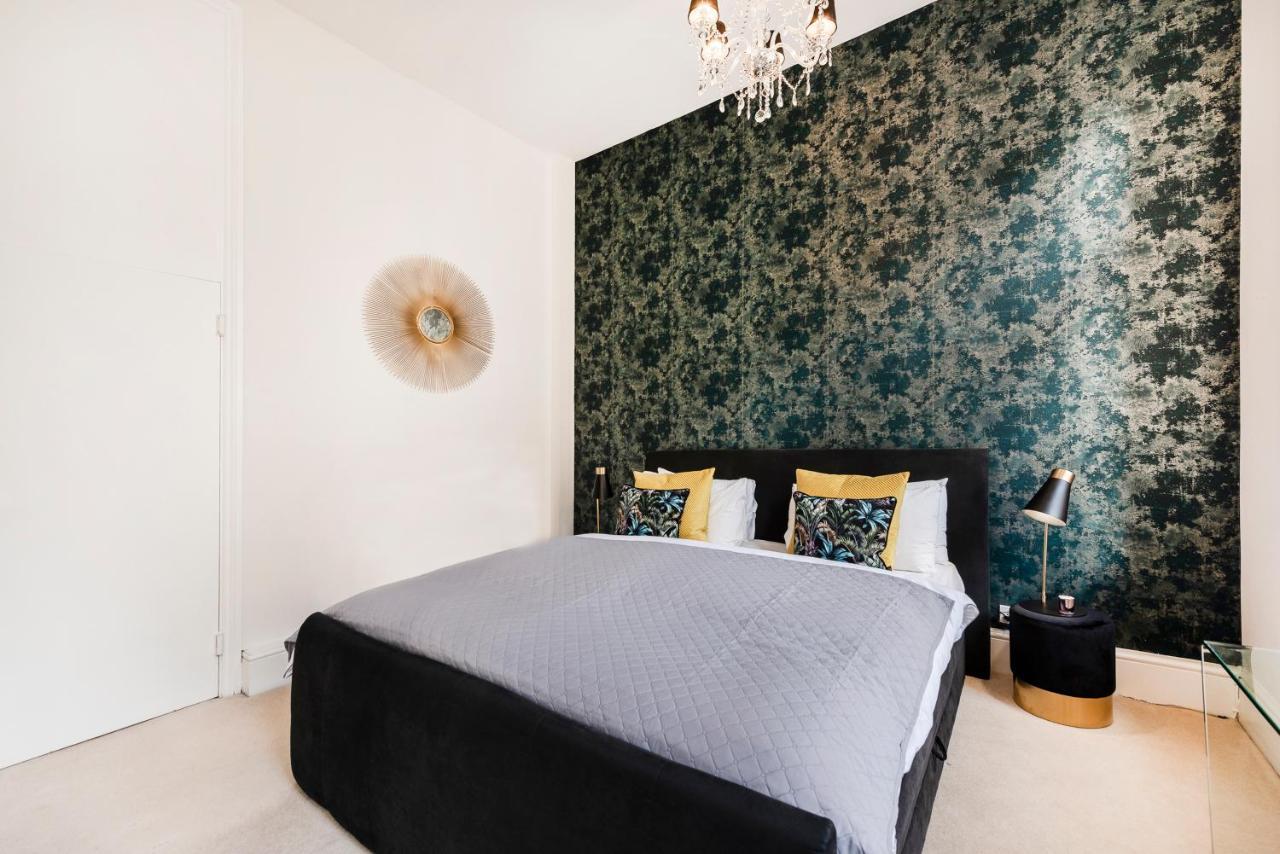 Gorgeous Large Deluxe West-end Park Architect Apartment *