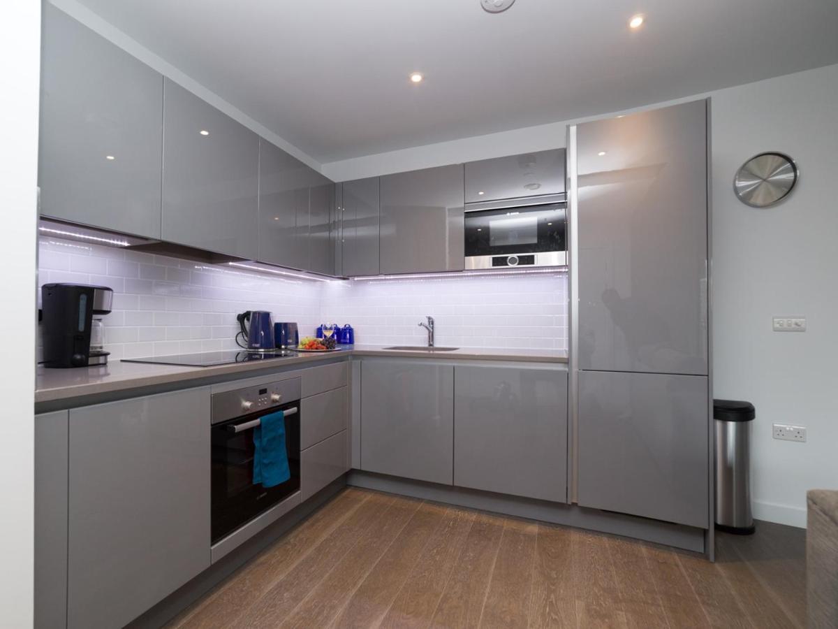 Deluxe Apartment London