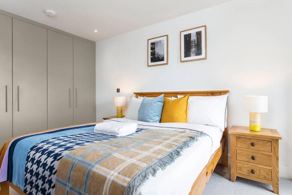 Apartment One Bedroom Modern Next To Wembley Stadium! *