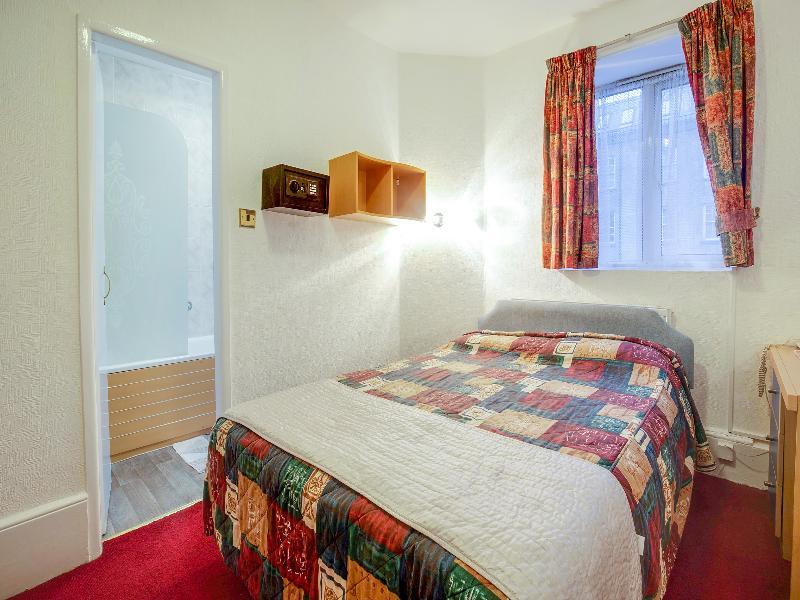 Boston Court Hotel London